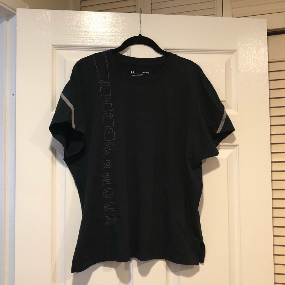 Under Armour half sleeve top